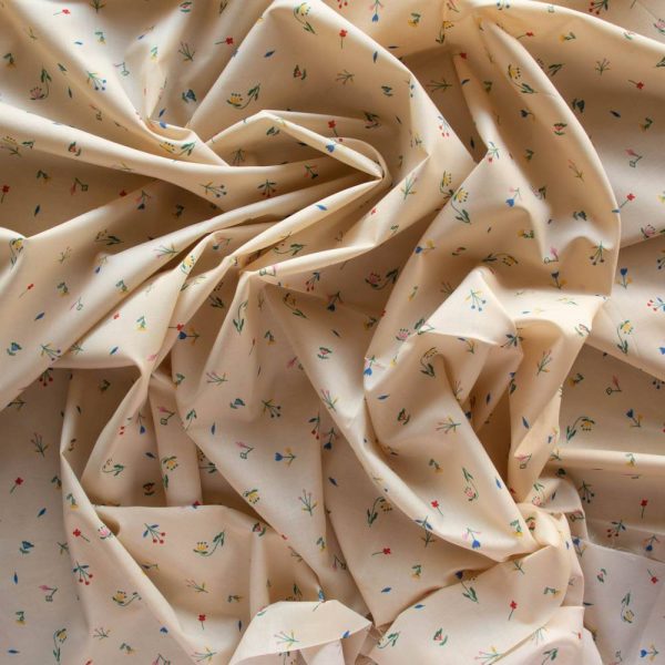 LN-EI-48 Vixen Floral Cream.3- the collector's home light.jpg